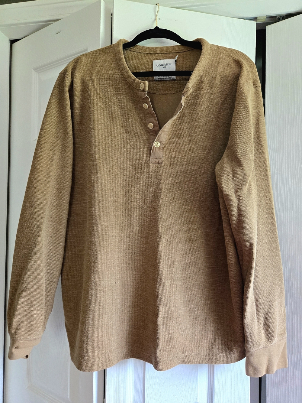 GOODFELLOW & CO Men's Waffle Knit Henley Shirt – Tan/Camel, XL, Long Sleeve